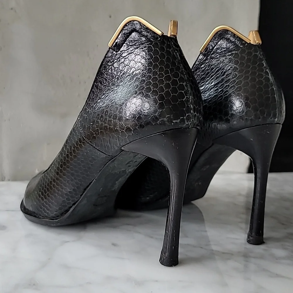 Lanvin black snakeskin heels with gold arched detailing  7 ½ - Picture 5 of 10